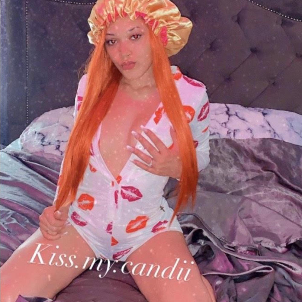 “KissMyCandii “ 💋🍭PJ onesie